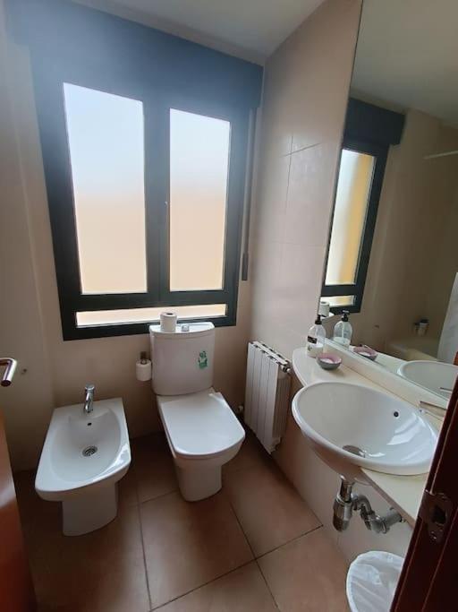 Corrala De San Aton. Atico Veleta Appartement